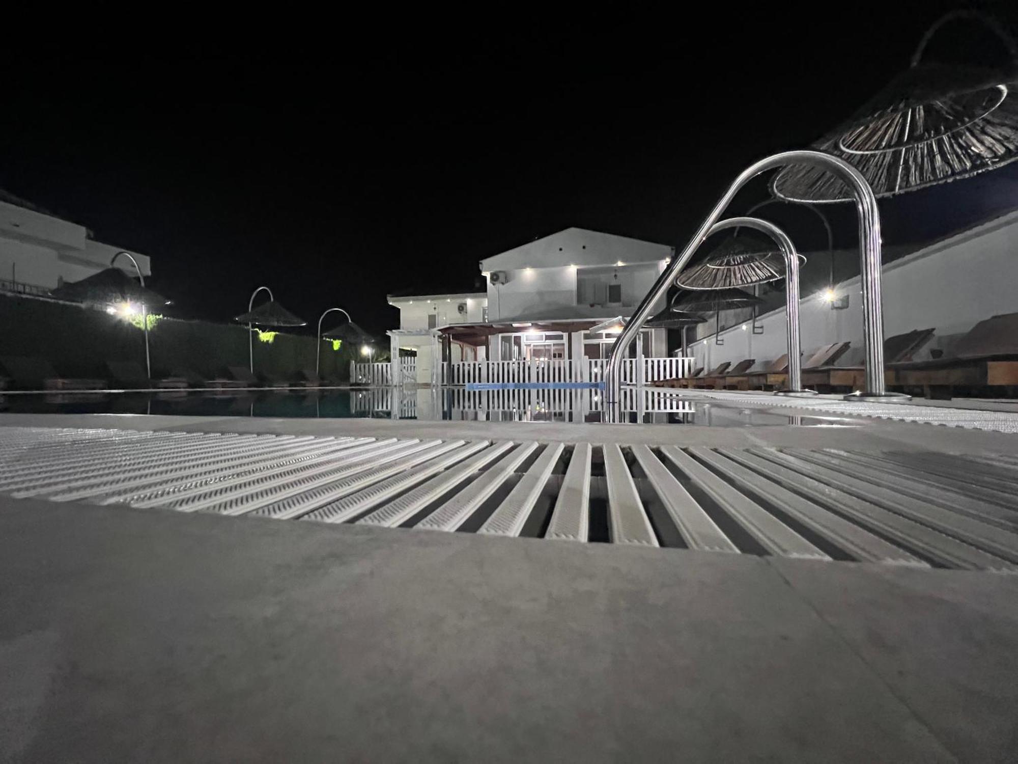Residence Leora Улцинь Экстерьер фото