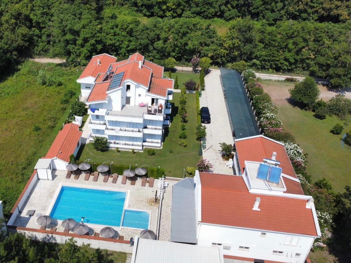 Residence Leora Улцинь Экстерьер фото