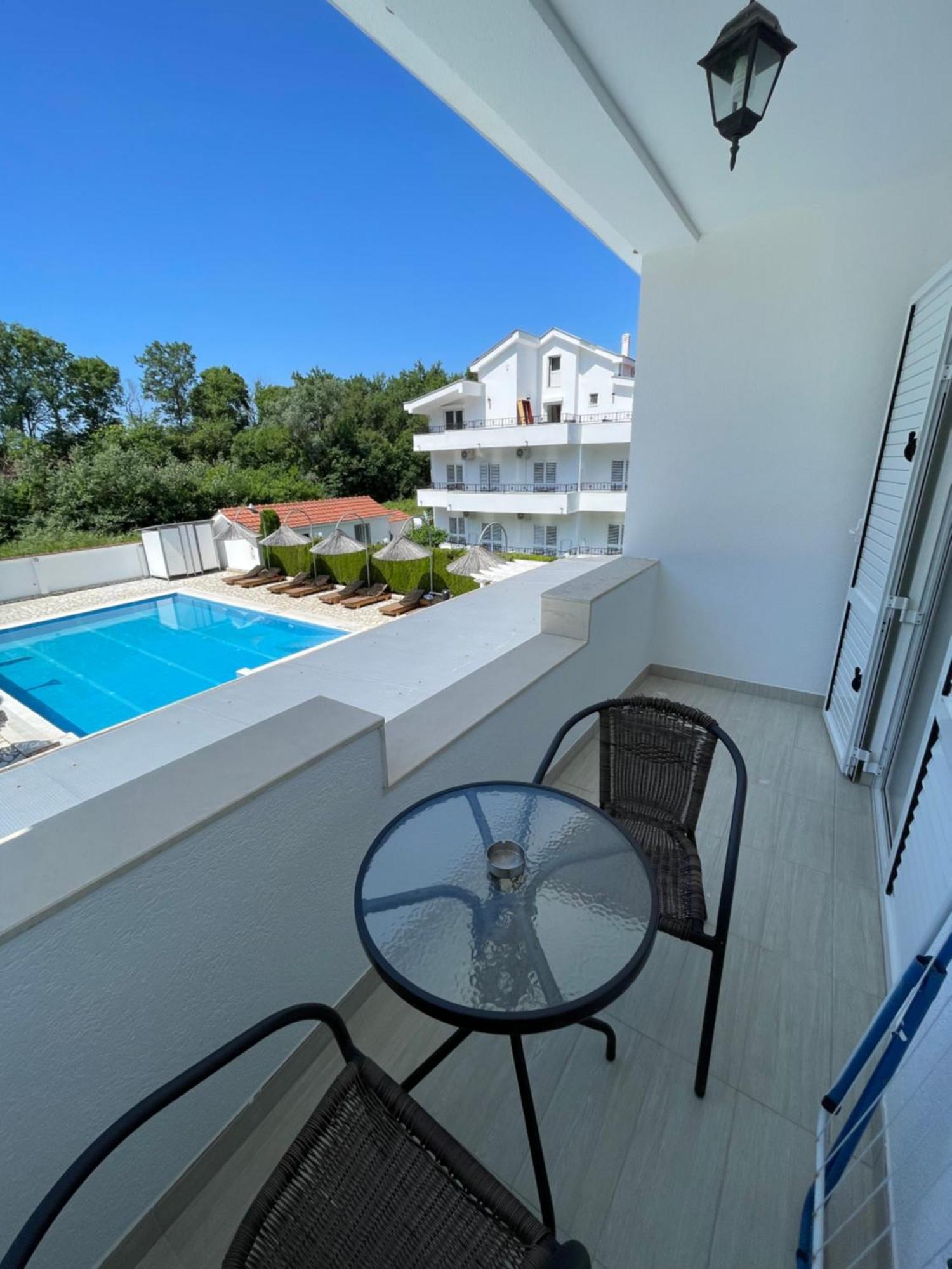 Residence Leora Улцинь Экстерьер фото